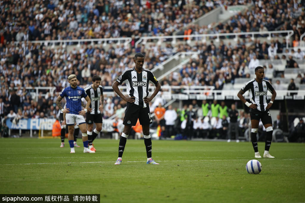 迫使球队在 迫使球队在